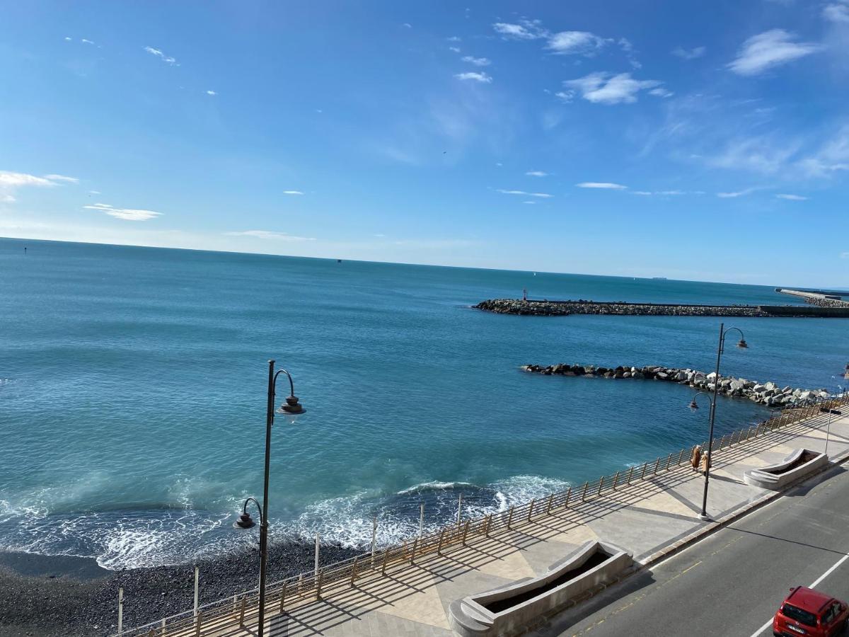 La Casa Dei Sogni Di Dory Apartment เจนัว ภายนอก รูปภาพ